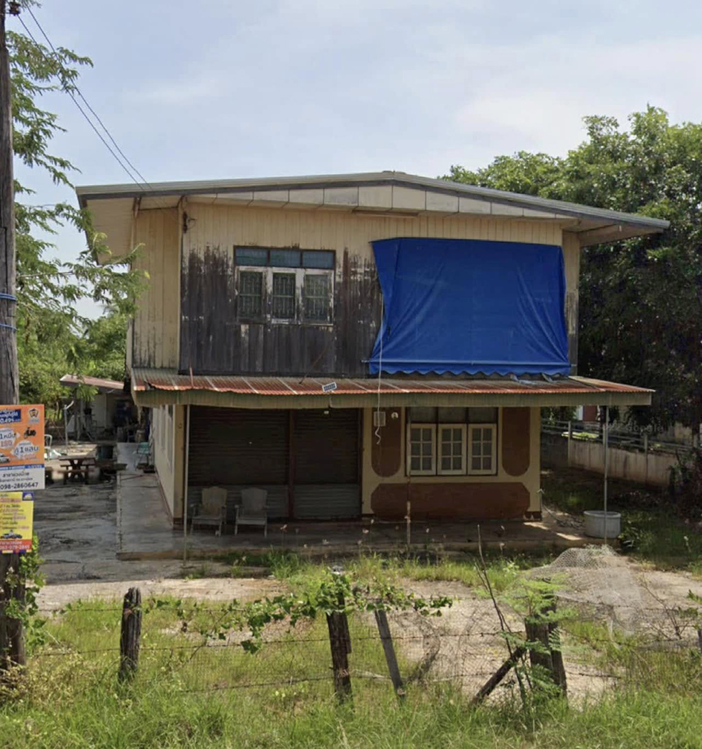 รีโนเวทบ้านเก่าไม้สองชั้น