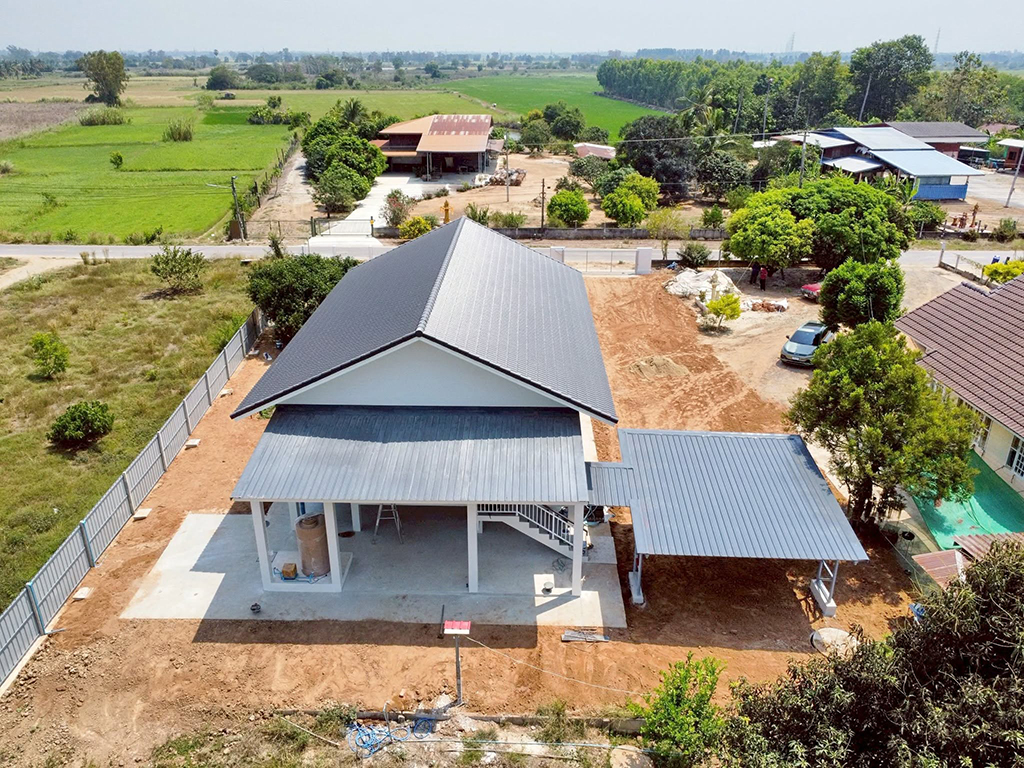 บ้านเดี่ยวโมเดิร์นใต้ถุนสูง